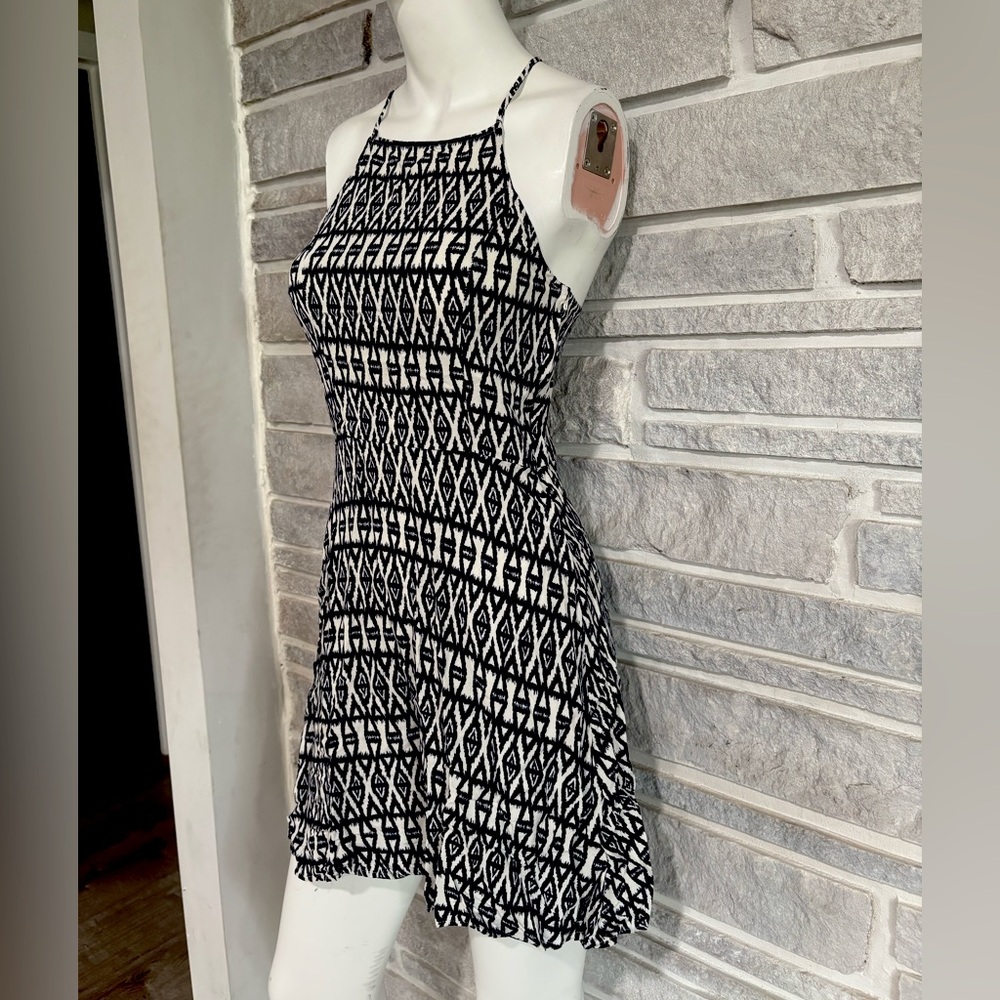 H&M Women’s Spaghetti Strap Mini Dress Blue, White  Geometric Design
